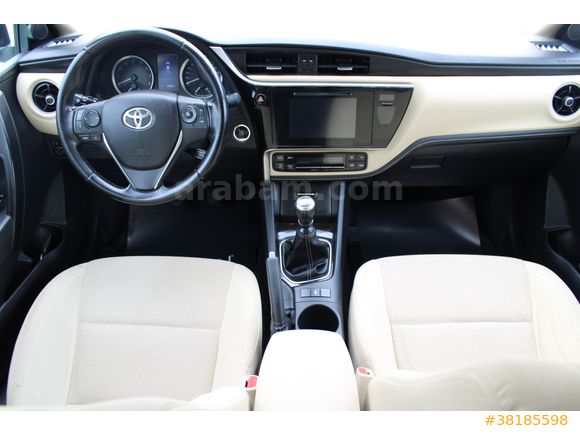 Toyota Corolla 1.6 ADVANCE