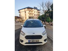 Sahibinden Ford Tourneo Courier 1.5 TDCi Titanium 2019 Model  148.000 km Beyaz