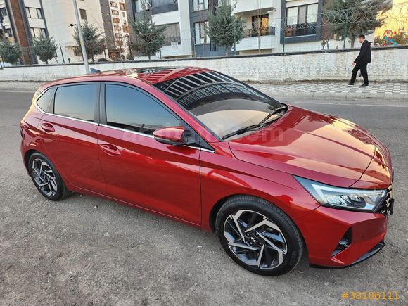 İLK SAHİBİNDEN FULL PAKET 73.XXX KM'de. BENZİNLİ - OTOMATİK