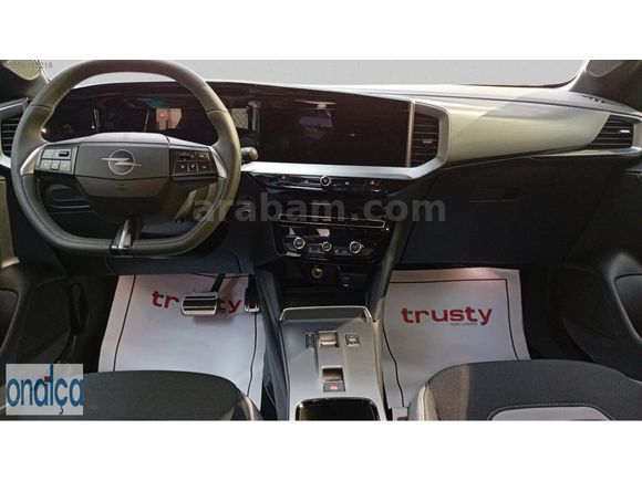 BYD-TOYOTA ONATÇA'DAN YENİ KASA OPEL MOKKA-e GS 115KW 400 MENZİL