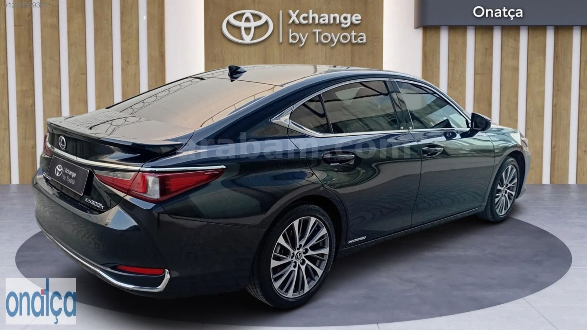 Galeriden Lexus ES 300h Executive 2020 Model Adana 90.862 km Siyah 3