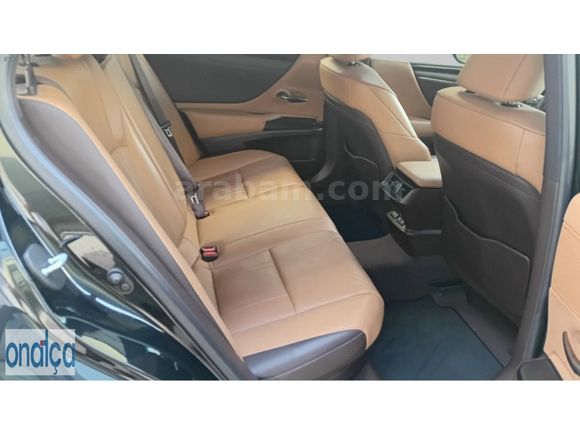 BYD-TOYOTA ONATÇA'DAN 2020 LEXUS ES 300h EXECUTİVE e-CVT