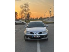2009 RENAULT MEGANE 1.5 DCI OTOMATİK SIFIR MOTOR