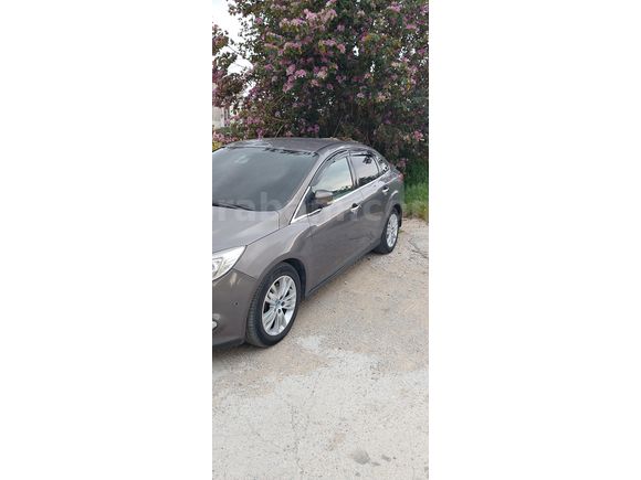 Sahibinden Ford Focus 1.6 TDCi Style 2012 Model  285 km