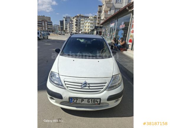 Öğretmenden Citroen C3 1.4 HDi X 2004 Model  217.000 km Beyaz