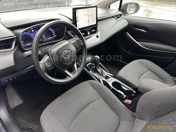Sahibinden Toyota Corolla 1.5 Flame X-Pack 2023 Model 
