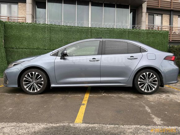 Sahibinden Toyota Corolla 1.5 Flame X-Pack 2023 Model 