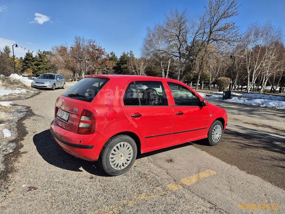 Ustadan Sıfır Motorlu Temiz Skoda Fabia 