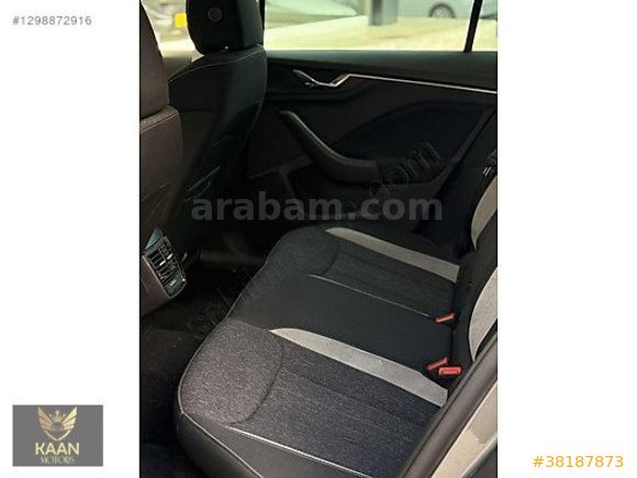 İLK ELDEN SKODA KAMİQ 1.0 TSI PREMIUM DSG %20 FATURALI