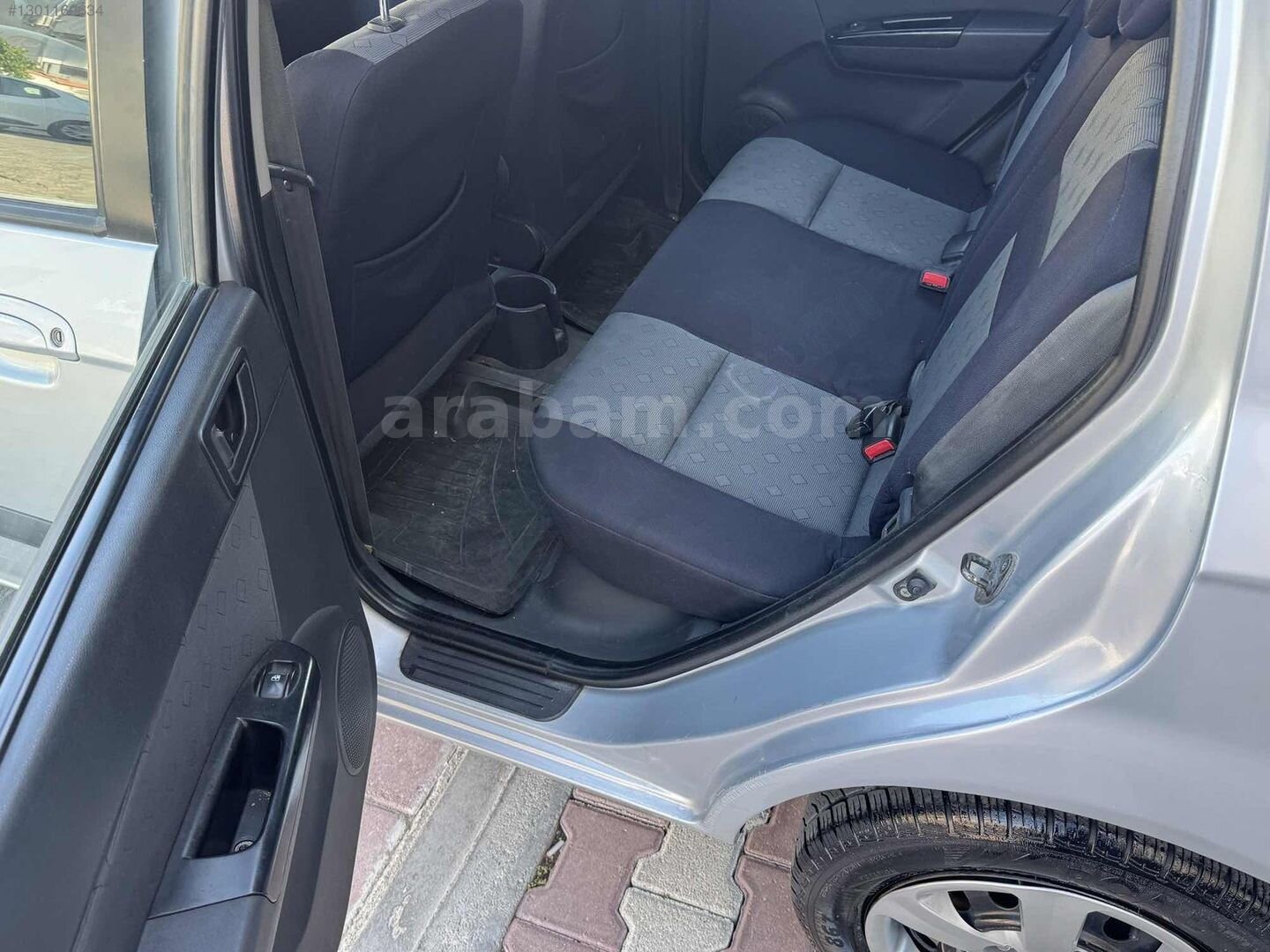 Galeriden Hyundai Getz 1.5 CRDi VGT 2007 Model İzmir 268.000 km Gri 6