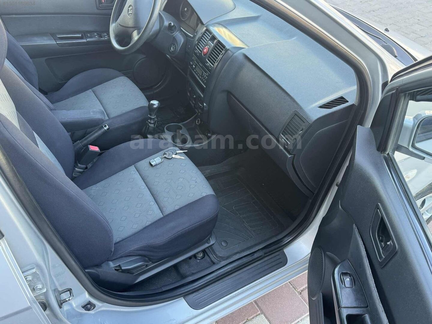 Galeriden Hyundai Getz 1.5 CRDi VGT 2007 Model İzmir 268.000 km Gri 4