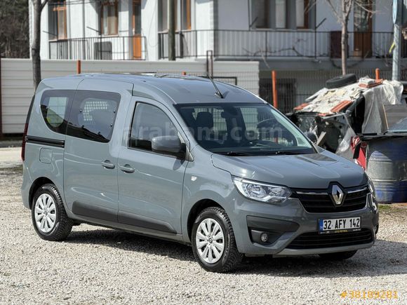 Sahibinden Renault Express Combi 1.5 BlueDCI Joy 2023 Model 