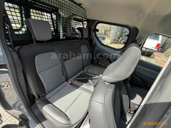 Sahibinden Renault Express Combi 1.5 BlueDCI Joy 2023 Model 