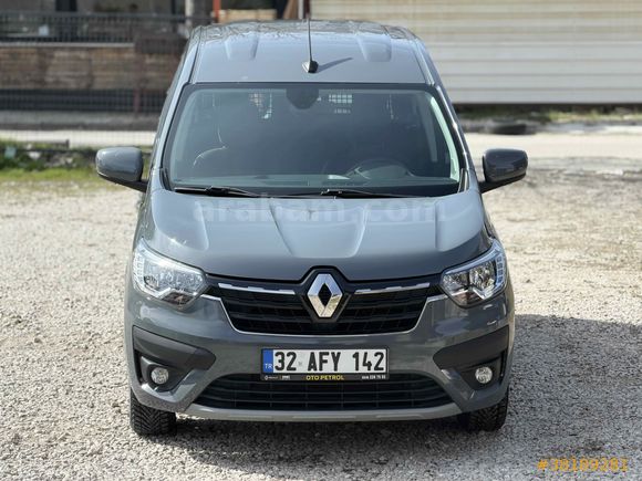 Sahibinden Renault Express Combi 1.5 BlueDCI Joy 2023 Model 
