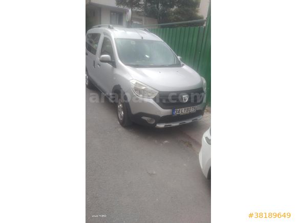 Sahibinden Dacia Dokker 1.5 DCi Stepway 2015 Model İstanbul 166.000 km Gri (Gümüş)