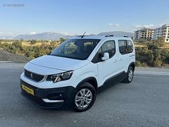 2020 SIFIR GİBİ PEUGEOT RİFTER CAM TAVANLI HATASIZ BOYASIZ
