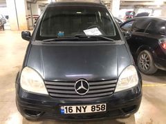 Yıldız severlere 2004 220 binde hatasız 1.7 cdi vaneo