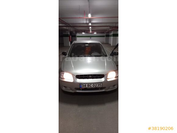 Sahibinden Hyundai Accent 1.3 LX 2000 Model  165.000 km Gri