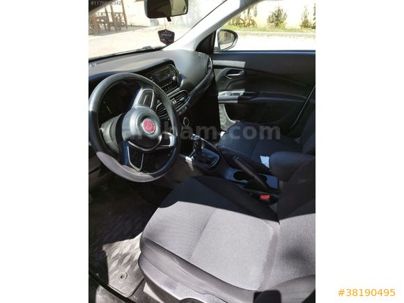 RARENTA OTO KİRALAMA'DAN KİRALIK FİAT EGEA
