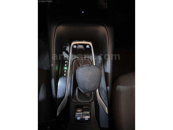 ÇAPRAK AUTO-COROLLA 1.8 HYBRİD FLAME X-PACK HATASIZ BOYASIZ