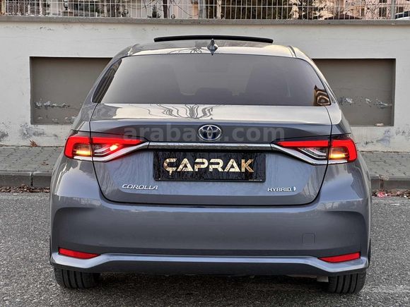 ÇAPRAK AUTO-COROLLA 1.8 HYBRİD FLAME X-PACK HATASIZ BOYASIZ
