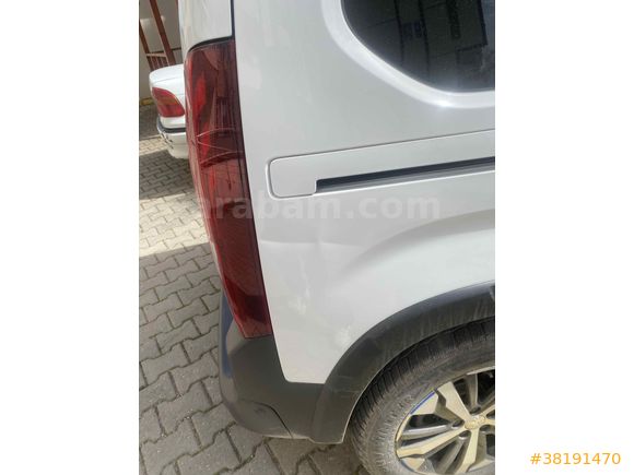Sahibinden Peugeot Rifter 1.5 BlueHDI GT 2023 Model Kocaeli 45.000 km Beyaz