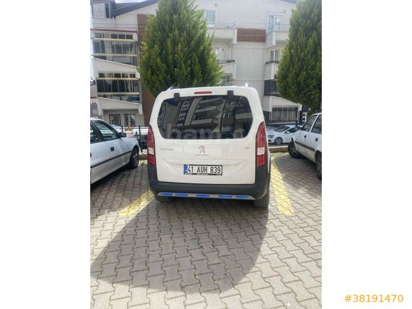 Sahibinden Peugeot Rifter 1.5 BlueHDI GT 2023 Model Kocaeli 45.000 km Beyaz