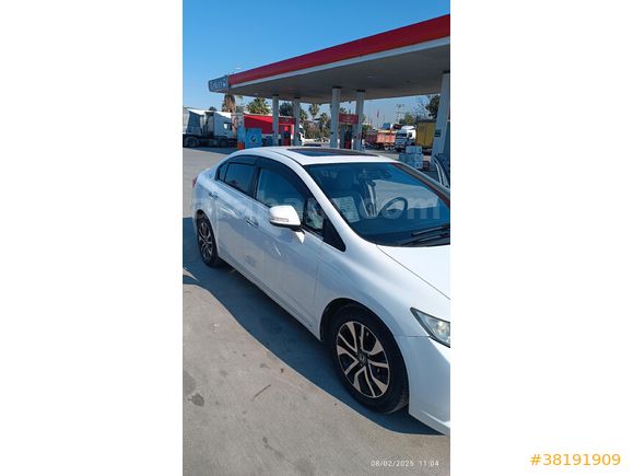 Sahibinden Honda Civic 1.6i VTEC ECO Elegance 2015 Model