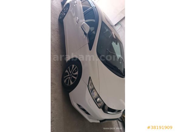 Sahibinden Honda Civic 1.6i VTEC ECO Elegance 2015 Model