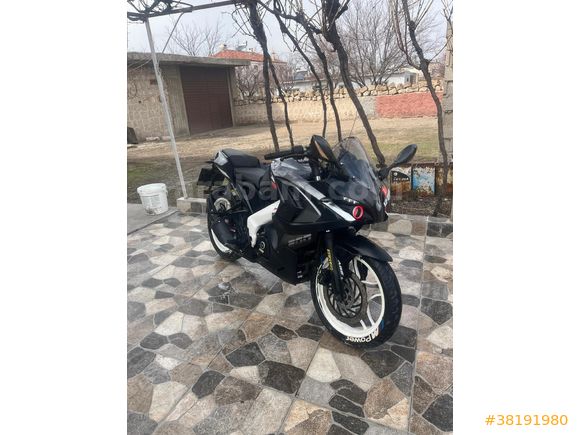 Sahibinden Bajaj Pulsar 200 RS