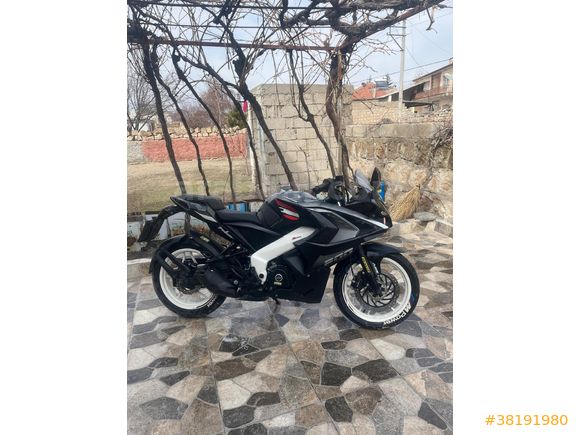 Sahibinden Bajaj Pulsar 200 RS