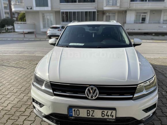 Sahibinden Volkswagen Tiguan 1.6 TDi Comfortline 2016 Model 2017 Şubat trafik çıkışlı cam tavanlı yedek anahtarı ve tüm kitapçıkları vardır 