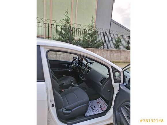 Temiz 2013 Kia - Rio Benzinli Manuel Hatchback