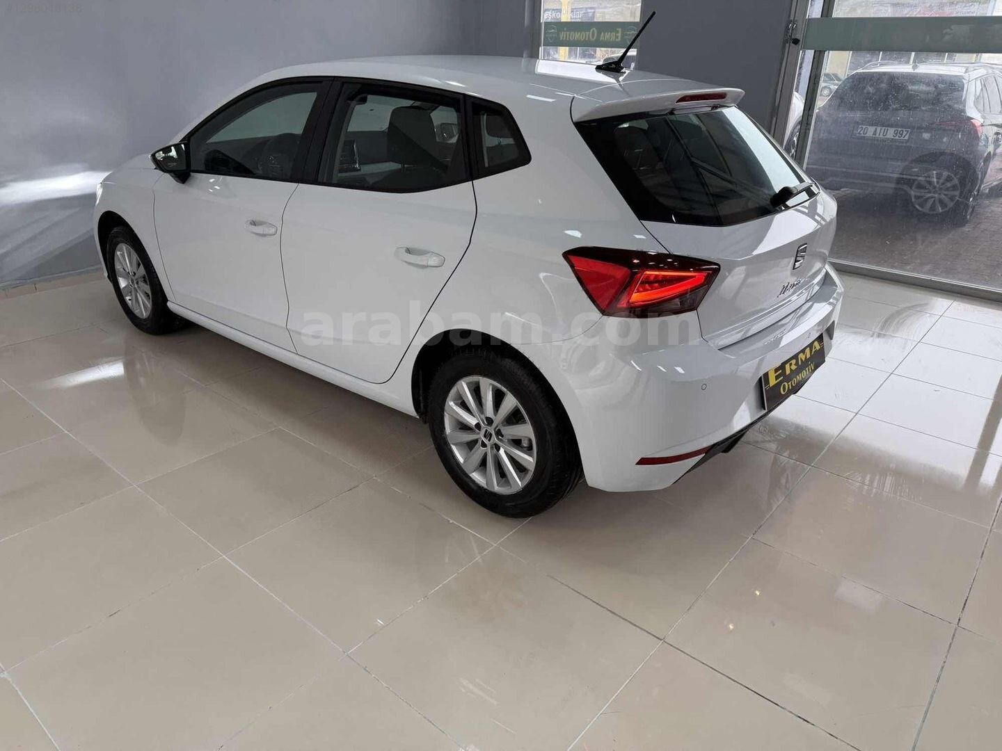 Galeriden Seat Ibiza 1.0 EcoTSI Style 2025 Model Malatya 8.500 km Beyaz 7