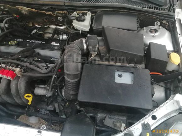 Sahibinden Ford Focus 1.6 Ghia 2000 Model