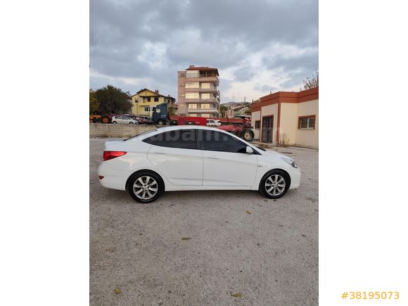 Sahibinden Hyundai Accent Blue 1.6CRDI ModePlus Otomatik 2017 Model