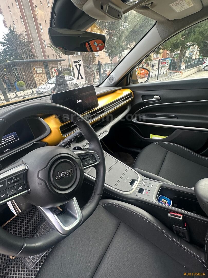 Sahibinden Jeep Avenger Hybrid 1.2 Summit 2024 Model İstanbul 60.000 km Sarı 7