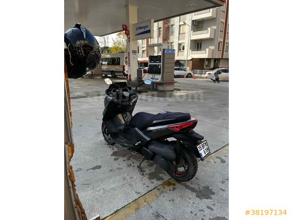 XMAX 250  (racing,naked TAKASLI
