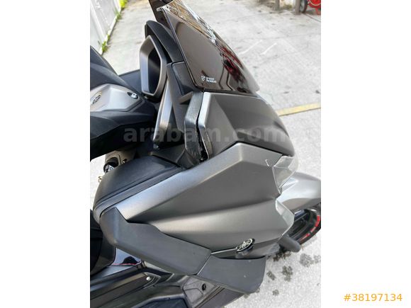XMAX 250  (racing,naked TAKASLI