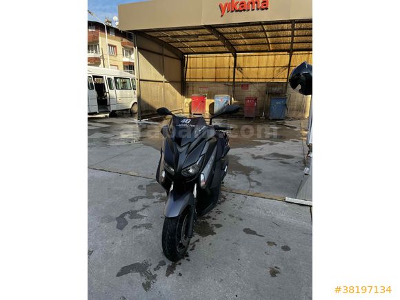 XMAX 250  (racing,naked TAKASLI