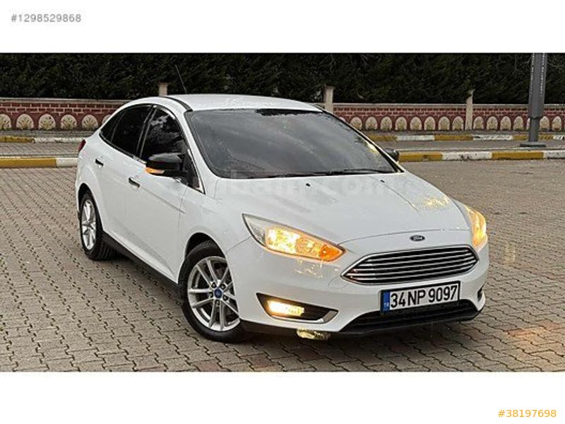 Galeriden Ford Focus 1.5 TDCi Trend X 2015 Model Balıkesir 173.500