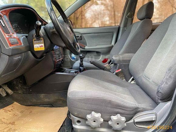 Sahibinden Hyundai Elantra 1.6 GLS 2004 Model 