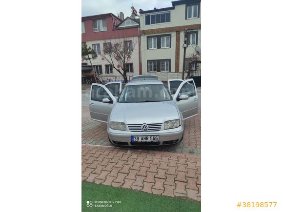 Sahibinden Volkswagen Bora 1.6 Basic 2000 Model