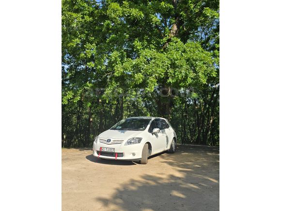 Sahibinden Toyota Auris 1.6 Comfort Extra 2011 Model