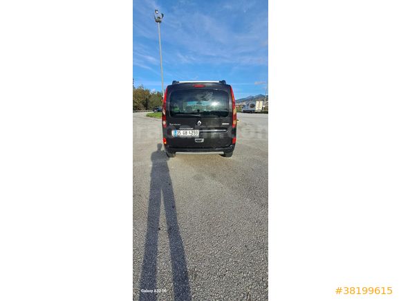Sahibinden Renault Kangoo Multix 1.5 dCi Chromeline Edition 2012 Model  280.000 km Siyah
