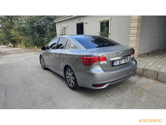 Sahibinden Toyota Avensis 1.6 Elegant Extra 2013 Model  298 km Gri