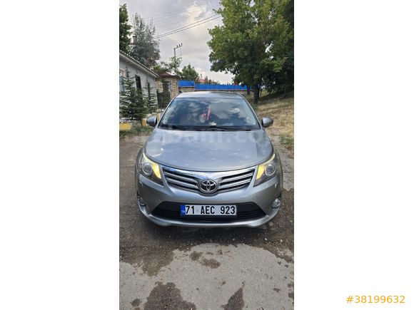 Sahibinden Toyota Avensis 1.6 Elegant Extra 2013 Model  298 km Gri