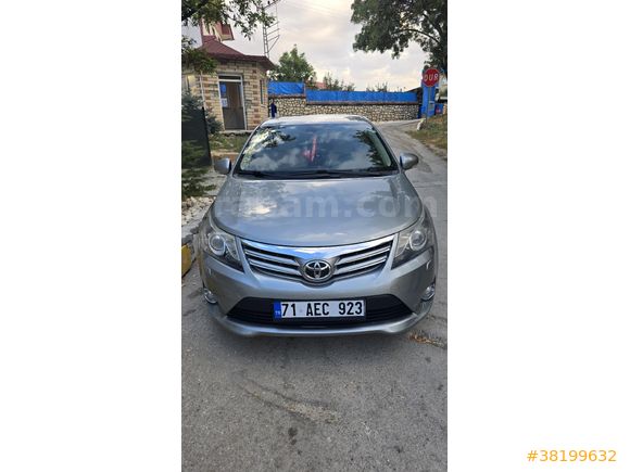 Sahibinden Toyota Avensis 1.6 Elegant Extra 2013 Model  298 km Gri