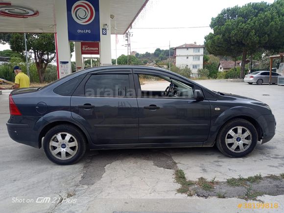 Sahibinden Ford Focus 1.6 TDCi Ghia 2006 Model