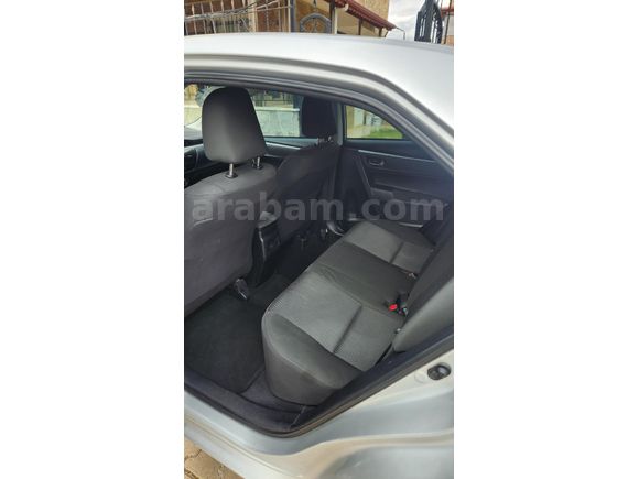 Sahibinden Toyota Corolla 1.33 Life 2014 Model